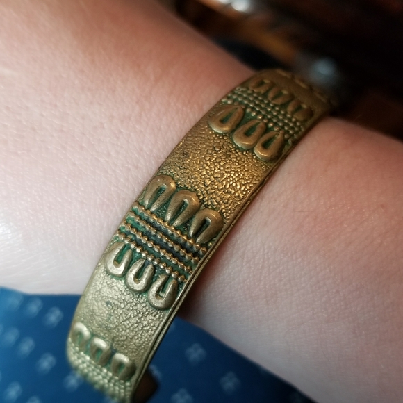Vintage Jewelry - Vintage brass cuff bracelet tribal boho gold tone boho bohemian